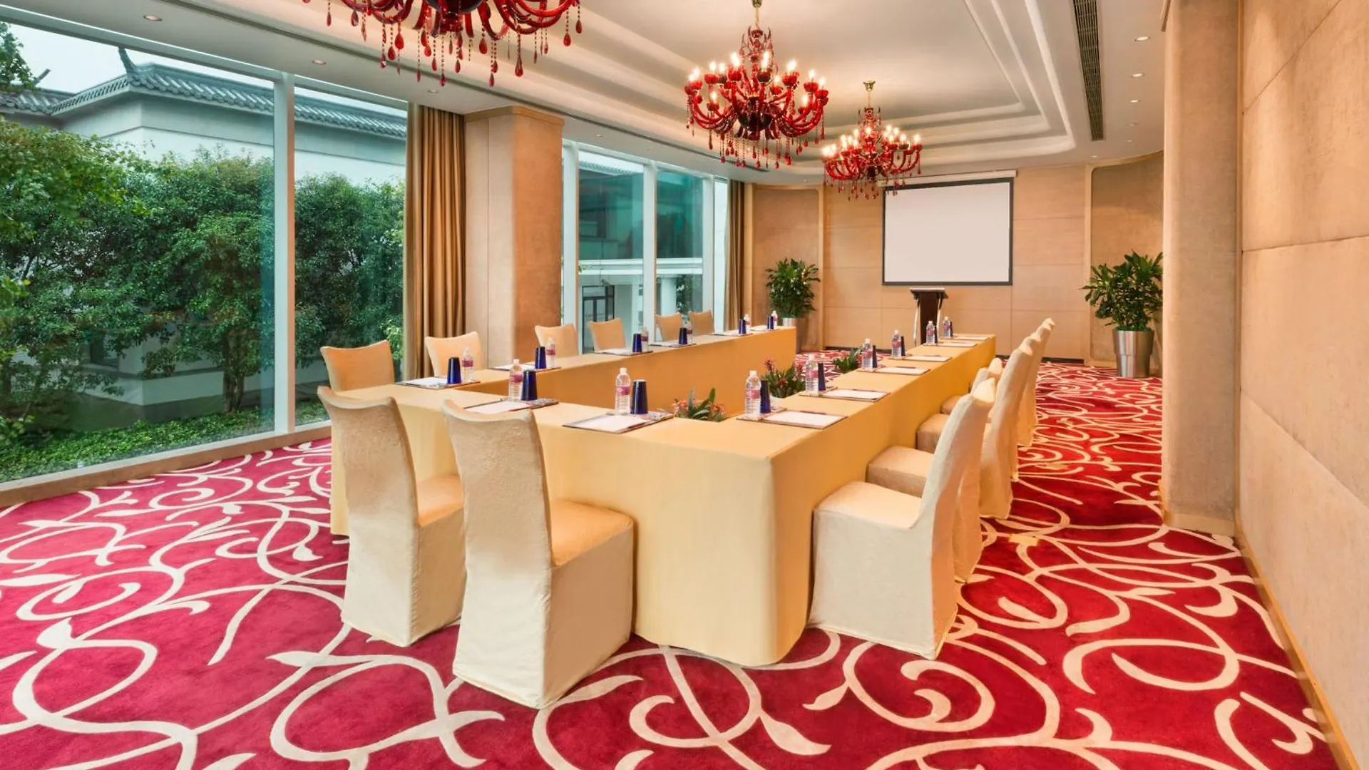 Crowne Plaza Suzhou By Ihg Hotel 5*, Suzhou (Jiangsu)